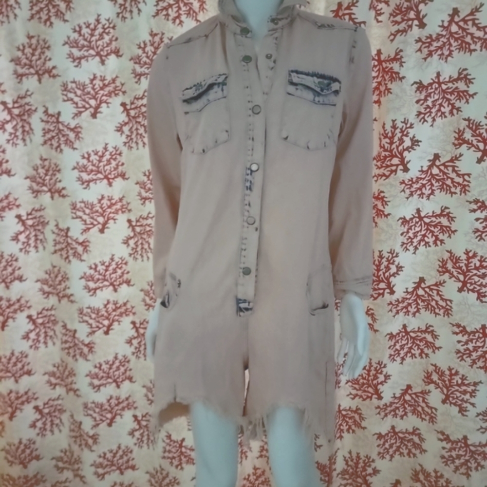 Fashion Nova L/S Distressed Pink Denim Shortalls/Romper Large EUC - Picture 4 of 14